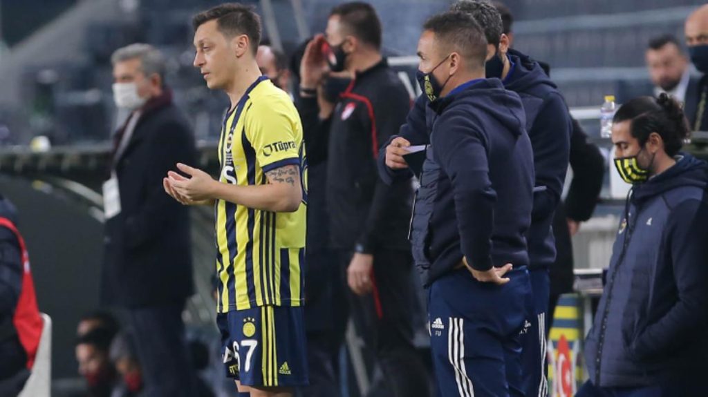 mesut-ozil-36-dakikadaki-istatistikleriyle-63-13912965_5586_amp-1024x575