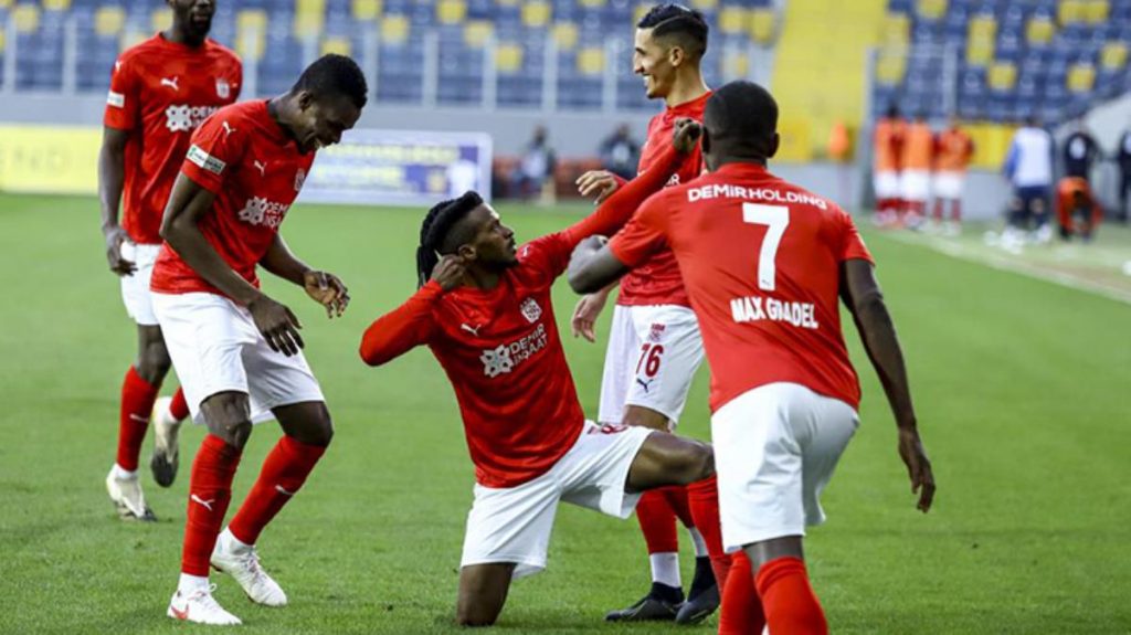 Sivasspor Beat Ankaragucu 4 1 On The Road Mbsoccerevents