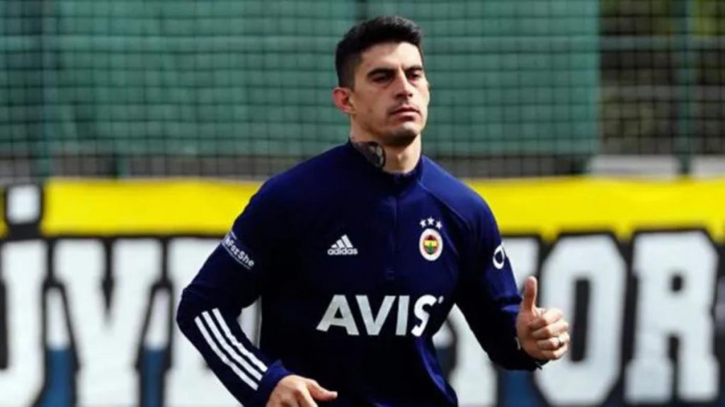 It Was Reported That Diego Perotti Closed The Season In Fenerbahce Mbsoccerevents